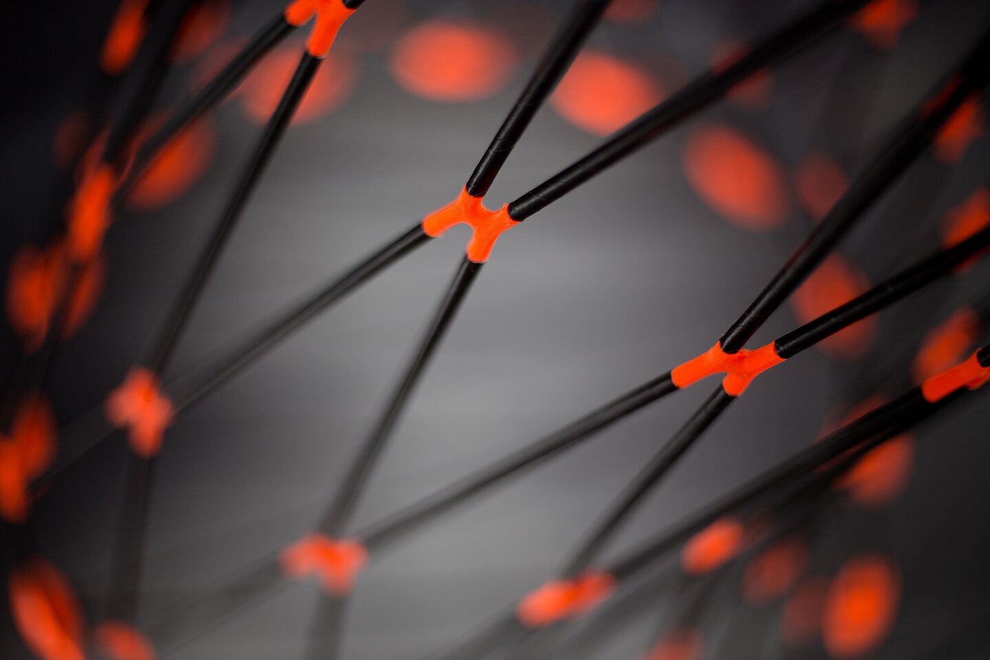 „Swaying Straws“: Knotenverbindung. (Foto: Robert Weinhold/HTWK Leipzig) Detail, Knoten-Verbindungsstück