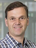 Porträtbild von Prof. Dr. Jochen Merker